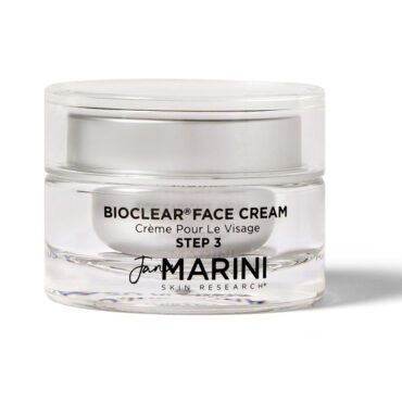Jan Marini Bioclear Cream
Resurface skin, manage acne and breakout